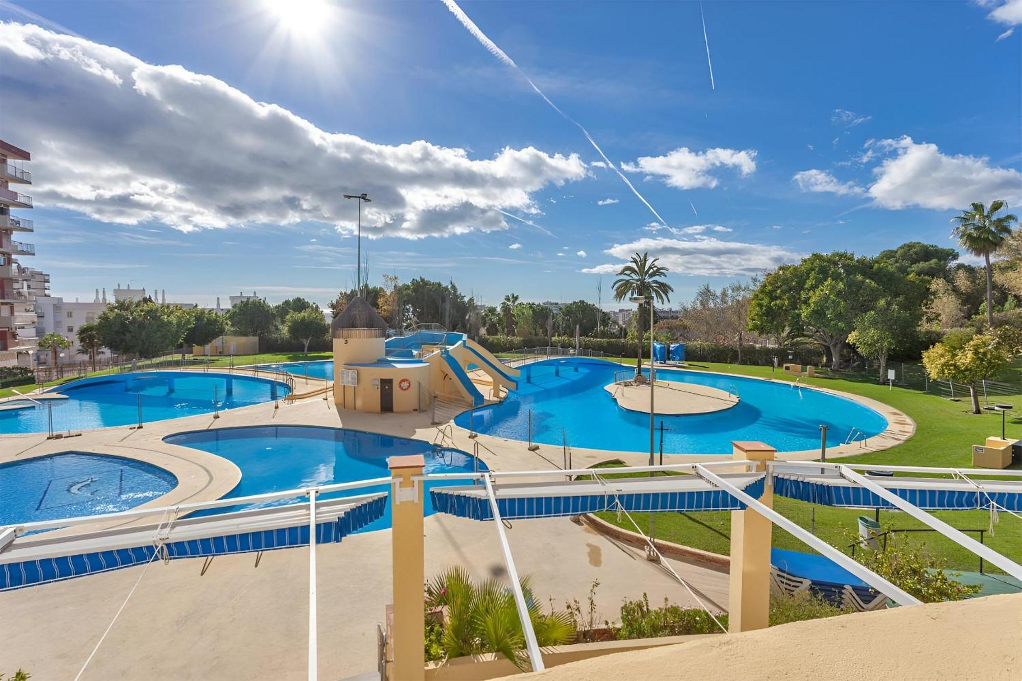 Luxury Suites Minerva Beach Benalmádena Exterior photo